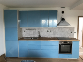 Ukázka montáže kuchyně IKEA METOD - modrá